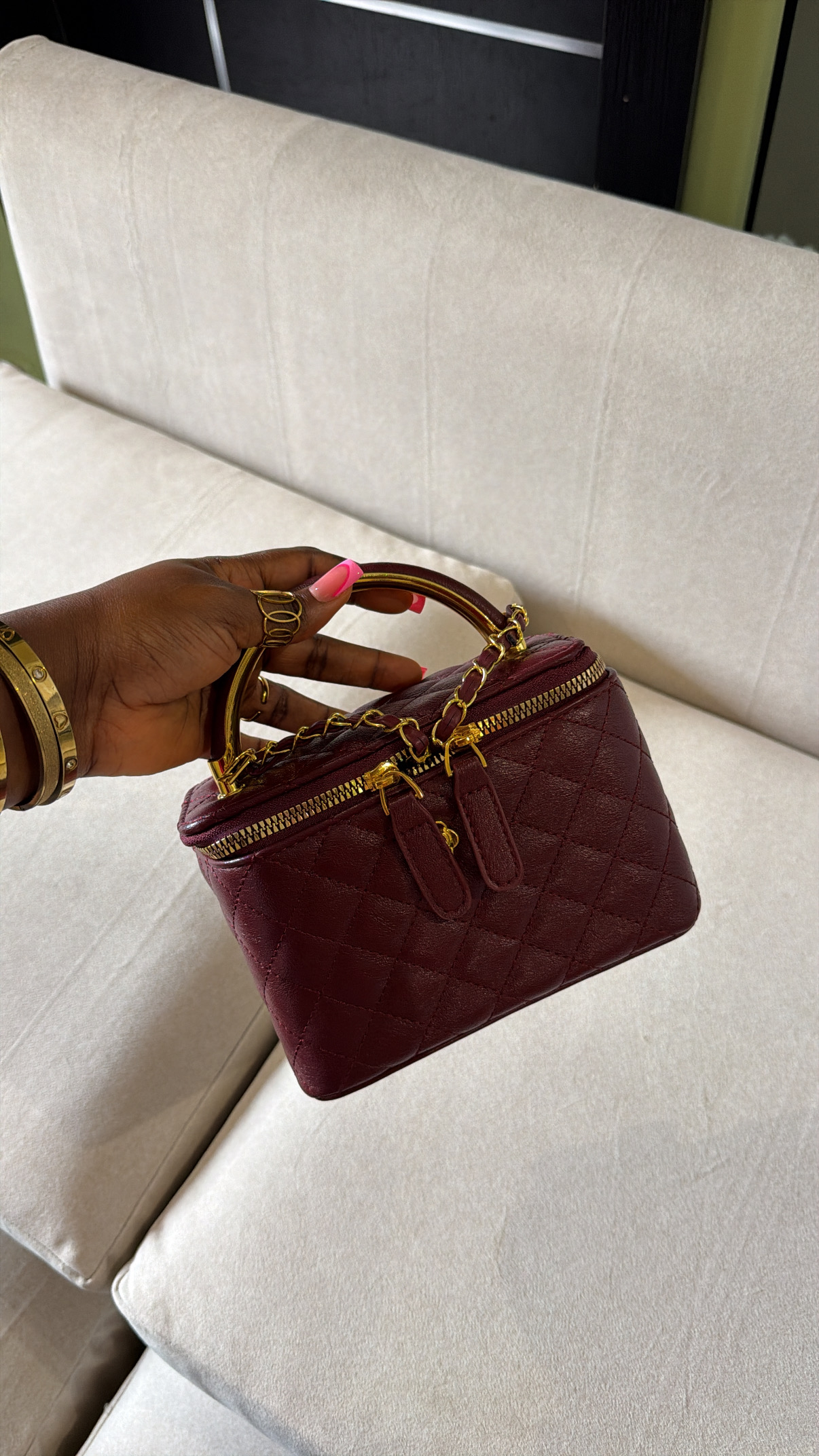 Vanity bag (burgundy)