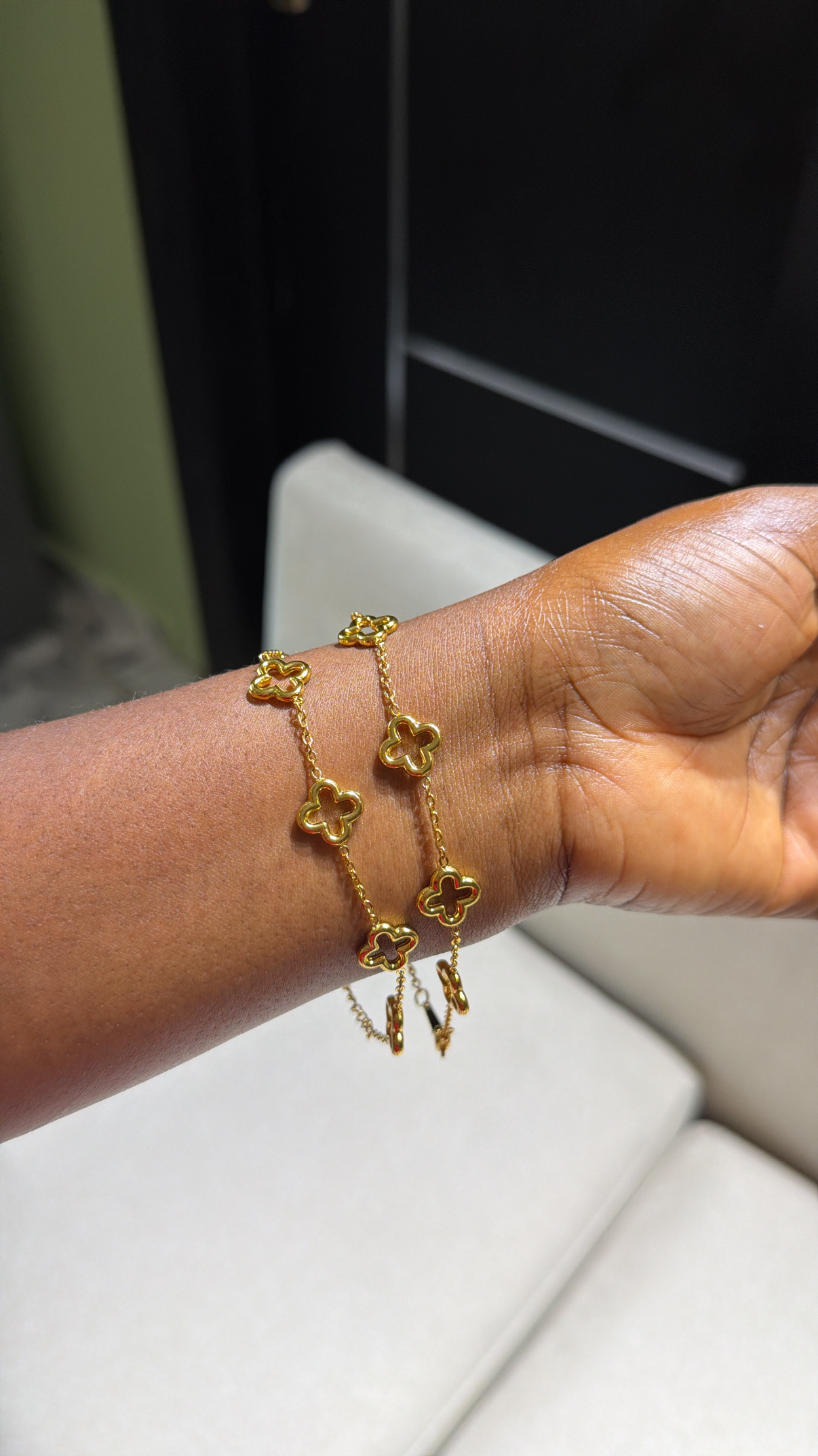 Plain clef hand chain bracelet - photo 2